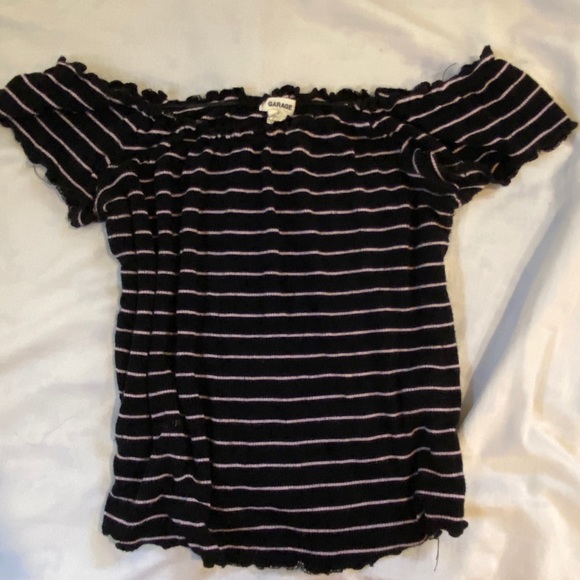 off-the-shoulder stripped crop top - Picture 2 of 2